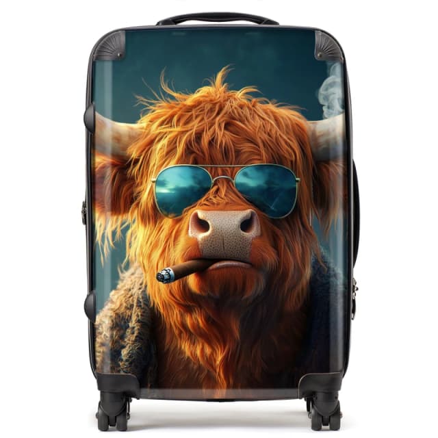 Warren Reed - Designer Highland Cow With Glasses Suitcase in Blue Size: Medium Blue Unisex Medium