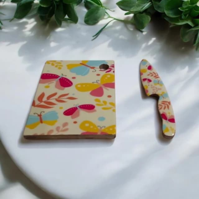 MSL 23CM CHOPPING BOARD WITH KNIFE