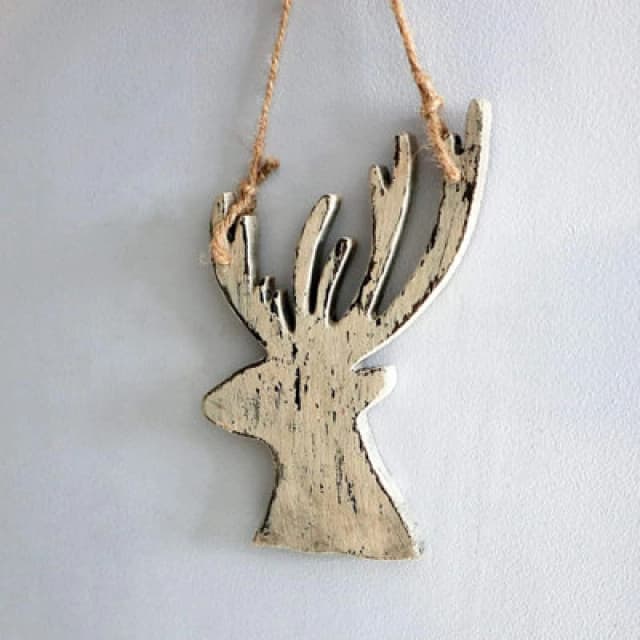 Shatchi Cream Christmas Wooden Hanging Deer Wall Decoration Xmas Home Office Holiday Decorative Centrepiece 26cm Cream