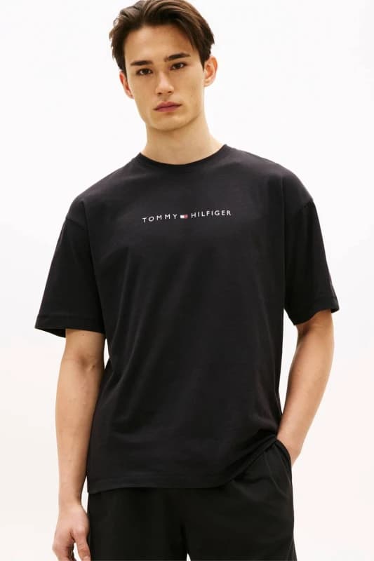 Tommy Hilfiger Mens SS Logo Tee Black Size: Large Black Male L