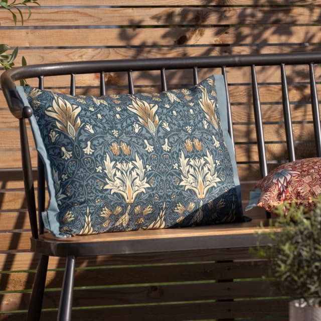 Morris & Co Morris & Co Snakeshead Printed Outdoor Cushion in Indigo Size: 40cm x 60cm Indigo 40cm x 60cm Unisex 5025532850829