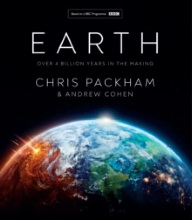 Earth. Hardback. By Chris Packham, Andrew Cohen Books