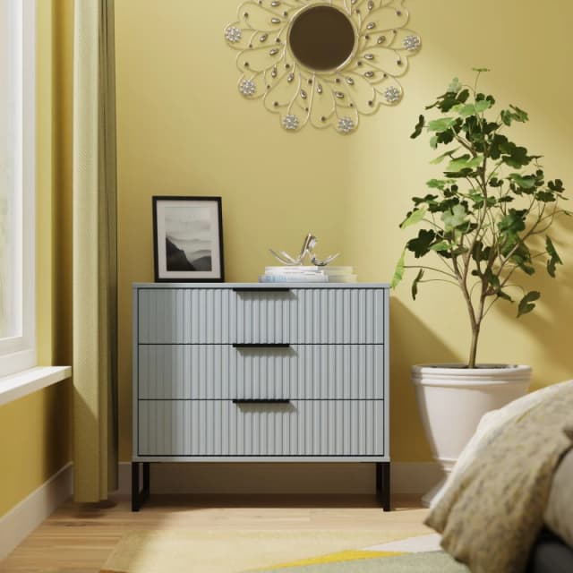Ready Assembled 2 U Menai 3 Drawer Chest (Ready Assembled) in Light Blue Size: Medium Light Blue Unisex Medium