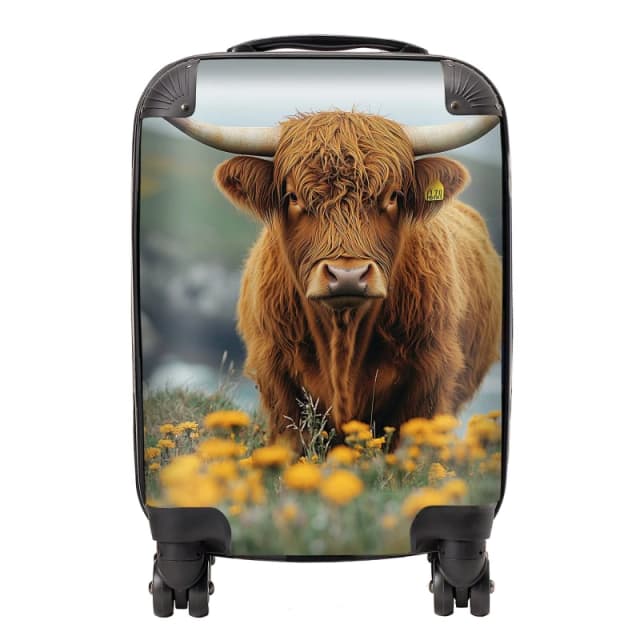 Warren Reed - Designer Highland Cow By The Coast Suitcase in Brown Size: Small Brown Unisex Small