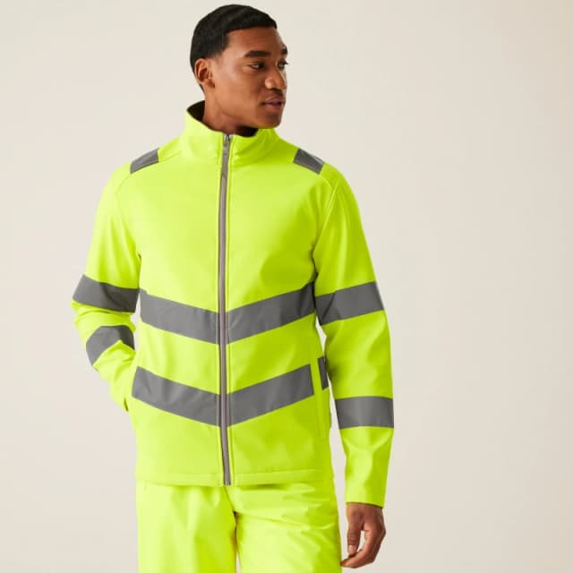 Regatta Regatta Men Hi-Vis Pro Contract Ablaze Softshell in Yellow Size: Small Yellow S Male 5063019699950
