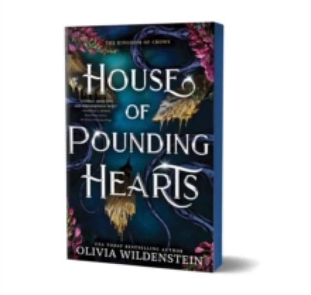 House of Pounding Hearts : A Magical Forbidden Fae Romantasy Adventure (The Kingdom of Crows Book 2) Paperback / softback