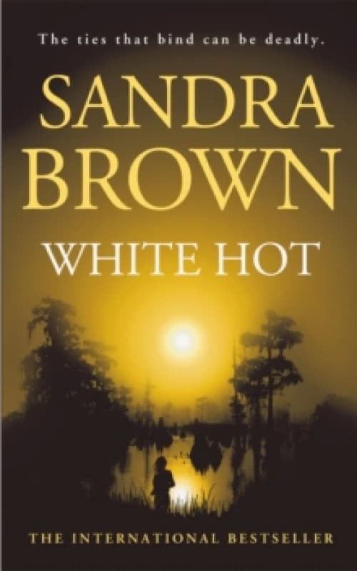 White Hot. Paperback. By Sandra Brown Books