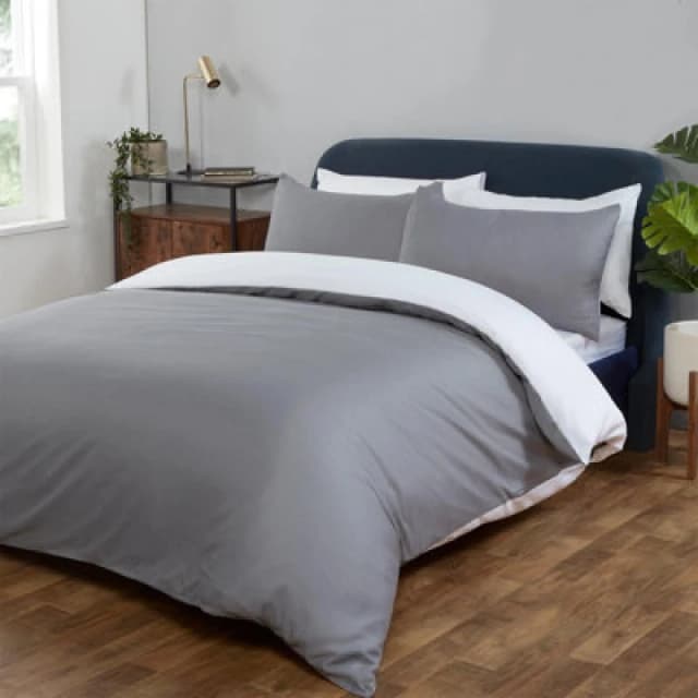 OHS OHS Plain Reversible Duvet Cover With Pillowcase Set in Light Grey Size: Single Light Grey Single Unisex 5027434133635
