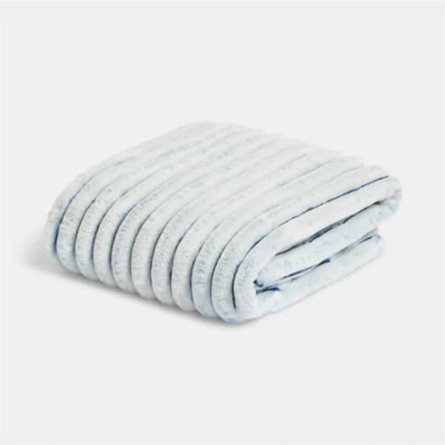 OHS OHS Two Tone Faux Fur Ribbed Fleece Throw Thick Fluffy Blanket in Baby Blue Size: 125cm x 150cm Baby Blue 125cm x 150cm Unisex 5027434227884