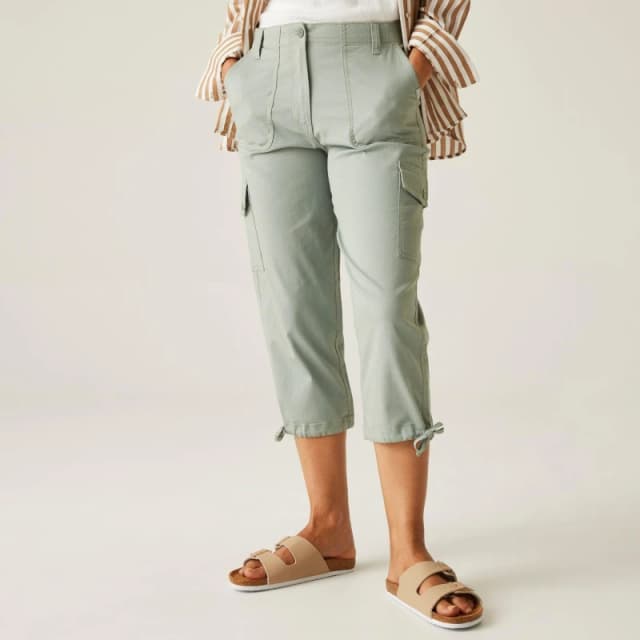 Womens Trousers Regatta Shorebella Capri Vert Female 40
