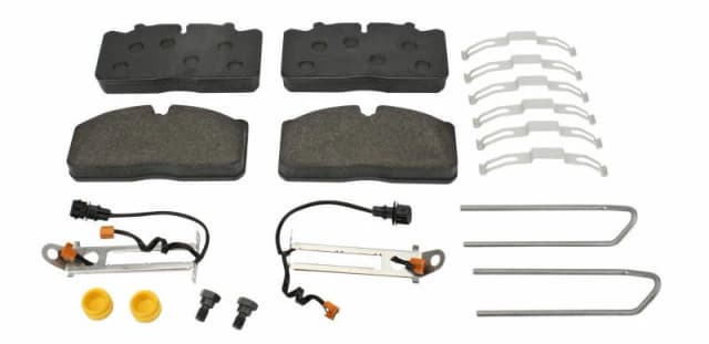 DT Spare Parts 6.95100 Brake pad set Front Axle Brake Pad Set,disc brake (402)