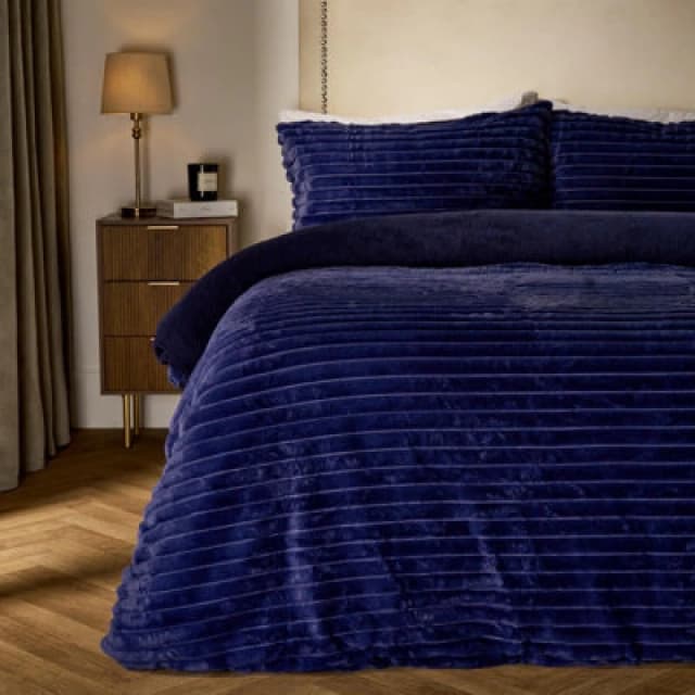 OHS OHS Ribbed Duvet Cover Faux Fur Winter Warm Bedding Set in Navy Size: King Navy King Unisex 5027434222773