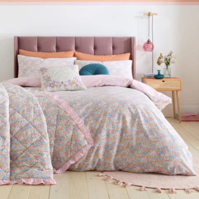 Catherine Lansfield Darcy Floral Reversible Duvet Cover Bedding Set Pink