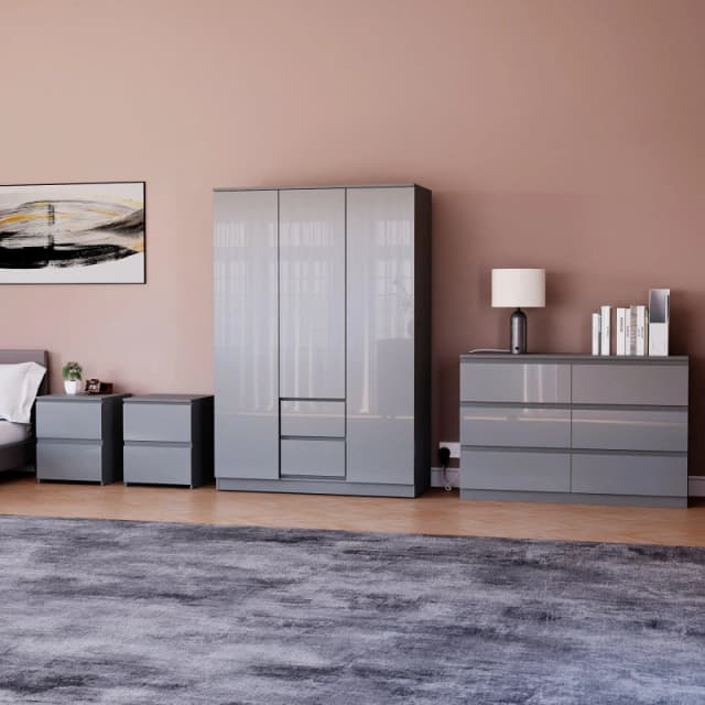 Lassic Vida Designs Glinton Gloss 4 Piece Bedroom Set 9 Grey unisex 4 Piece