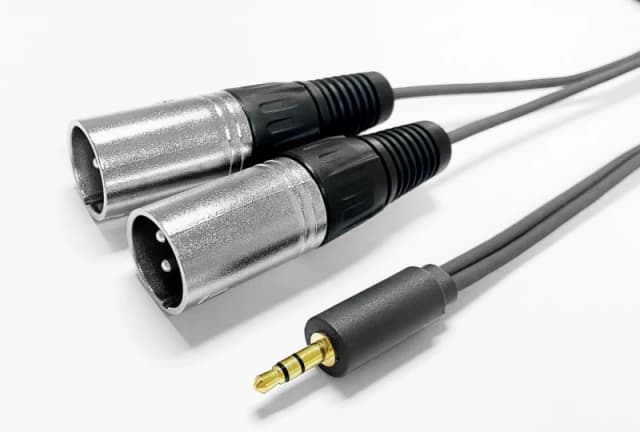 VivoLink 3.5MM CLE o 2 x XLR mle 5m