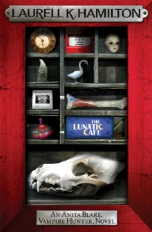 The Lunatic Cafe. Paperback. By Laurell K Hamilton Books