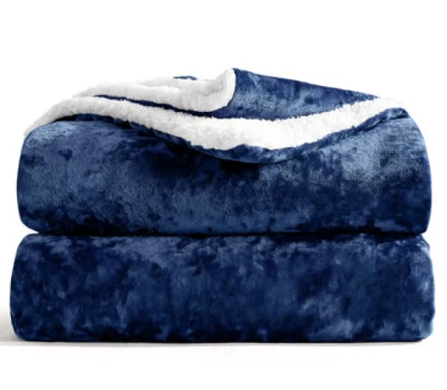 Velosso Luxury Velvet Soft Sherpa Backed Throw Blanket - Cosy Durable For Sofa, Bed - High-Quality Plush Texture, 125Cm X 200Cm - Navy