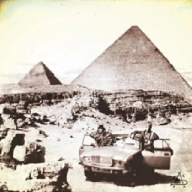 Livin' in Elizabethan Times Vinyl