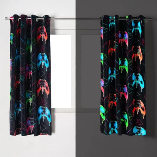 OHS OHS Glow-in-the-Dark Kids Gaming Print Curtains in Black Size: 117cm width x 137cm drop Black 117cm width x 137cm drop Unisex 5027434232291