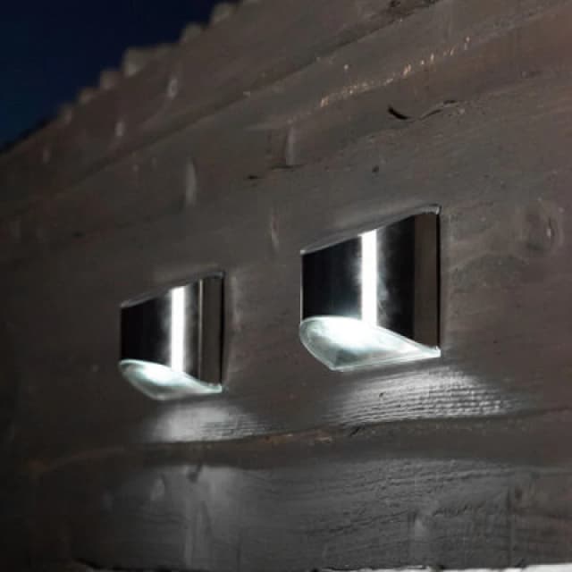 Gardenwize Lucent Solar Fence Lights (Pack Of 2)