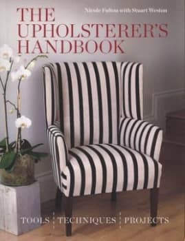The Upholsterers Handbook by Nicole Fulton Paperback