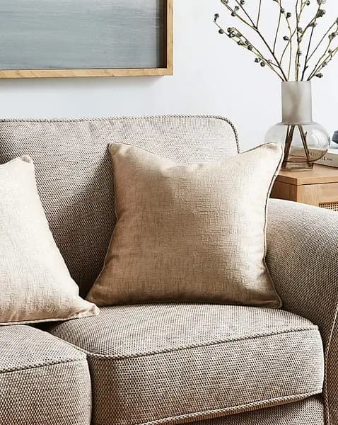 Vogue Embossed Pair of Cushion Covers Cream 43X43CM MN15301