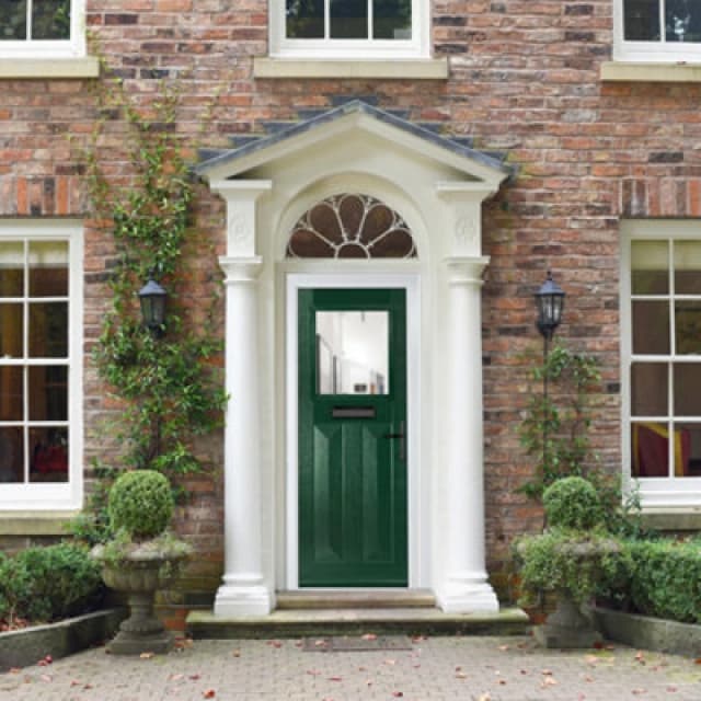 Lacerta Composite Door Eaton Green 920mm X 2090mm Open In Left Hand Clear Glass 10 Year Guarantee - Free Delivery & Smart Lock