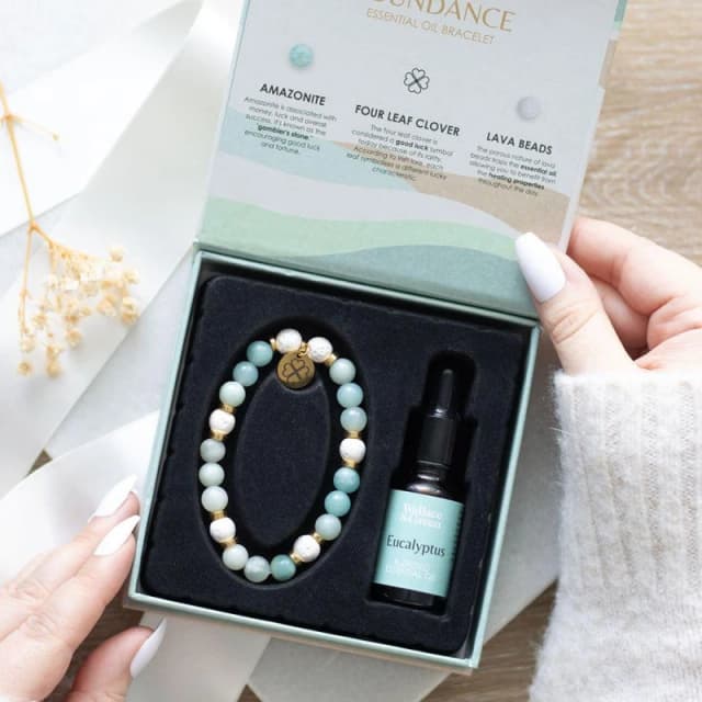 Simplhome Abundance Amazonite Crystal Essential Oil Bracelet Multi