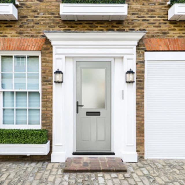 Lacerta Composite Door Lytham Agate Grey 920mm X 2090mm Open In Right Hand Obs Glass 10 Year Guarantee - Free Delivery & Smart Lock