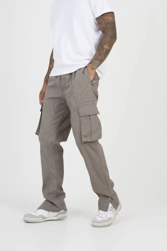 Brave Soul Mens Cotton Poplin Cargo Trousers in Taupe Size: 30 Taupe Male 30