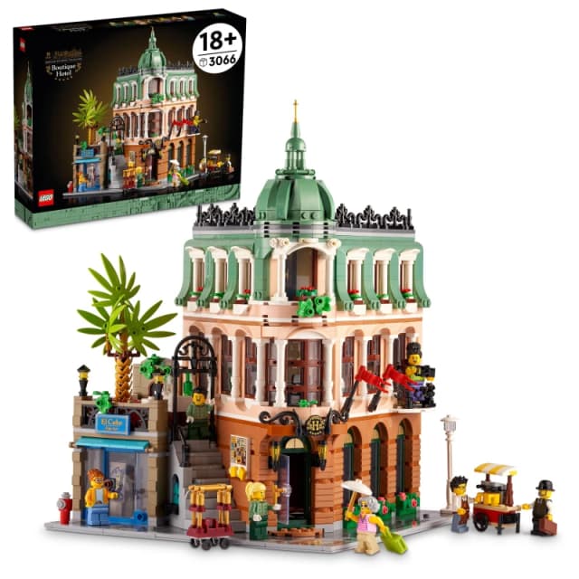LEGO Icons Boutique Hotel