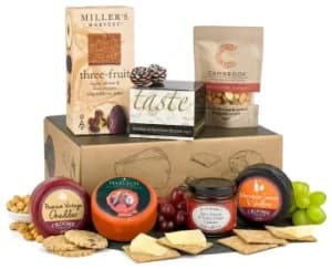Hampers Of Distinction Three Cheese Lovers Hamper
