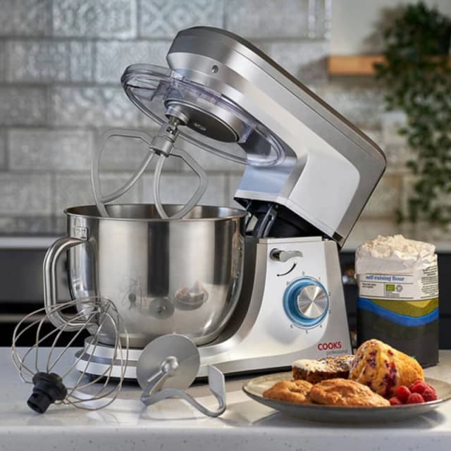 Cooks Professional Stand Mixer 1200W with 6 Speeds, Pulse Function, 7L Mixing Bowl in Silver Silver Unisex