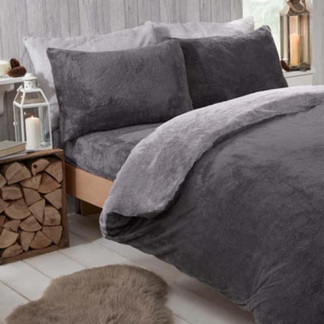 OHS OHS Reversible Teddy Duvet Cover with Pillowcase in Dark Grey Size: Single Dark Grey Single Unisex 5027434010943