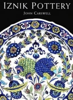 Iznik Pottery by John Carswell Paperback