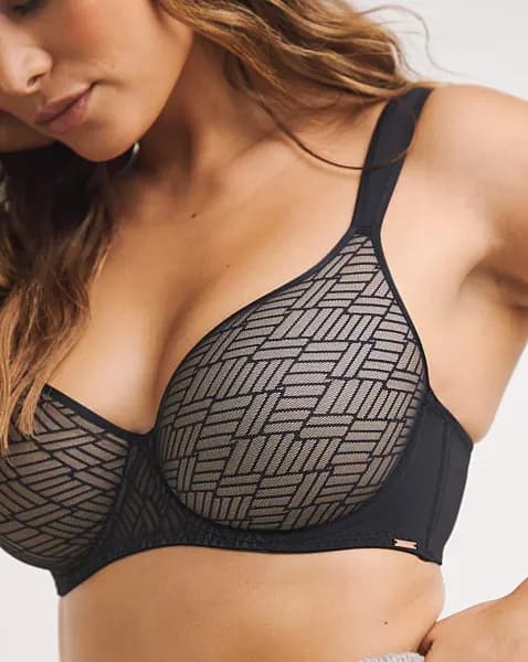 Dorina Curves Leila Moulded Bra Black Female 34E WZ09215