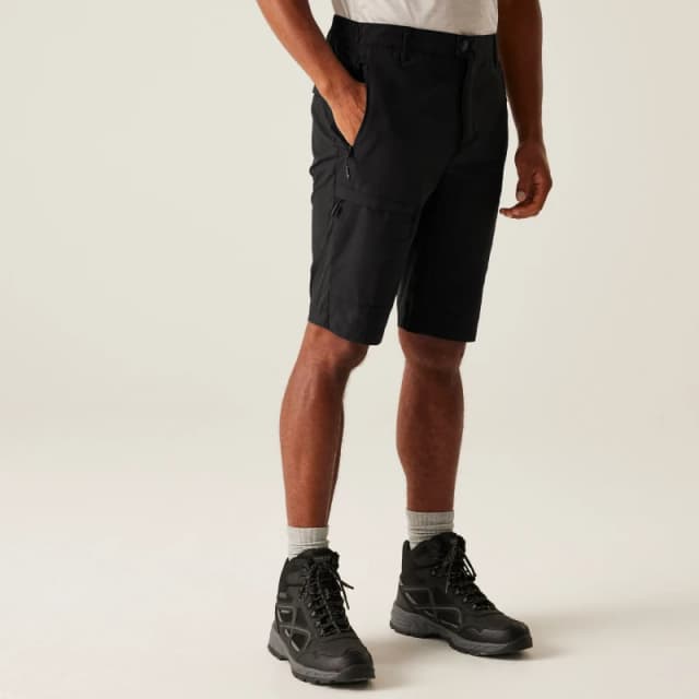 Regatta Regatta Men 'Highton' Long Walking Shorts in Black Size: 36R Black 36R Male 5063019991788