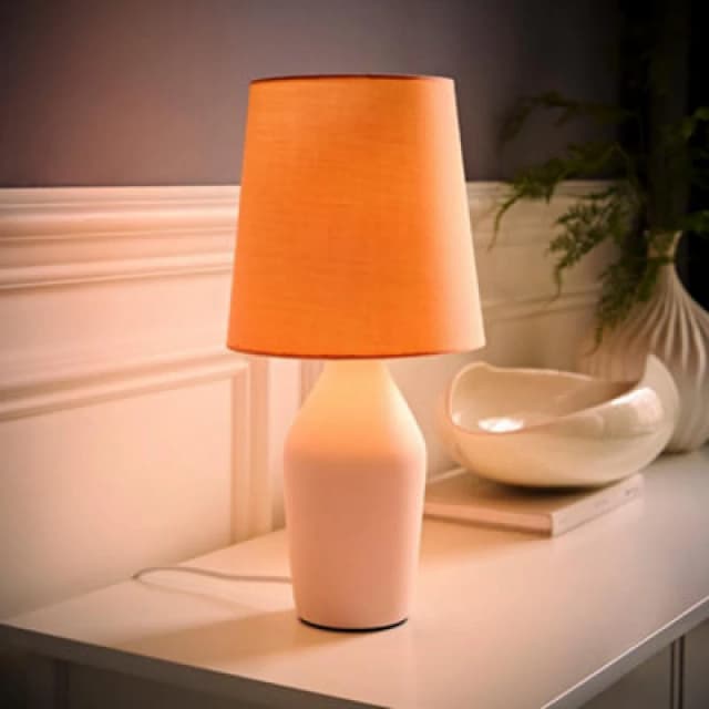 ValueLights Arlo Compact Ceramic Table Lamp with Fabric Shade with LED Bulb Pink