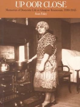 Up Oor Close by Jean Faley and Springburn Museum Trust Paperback