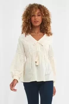 Tassel Tie V Neck Detailed Boho Top