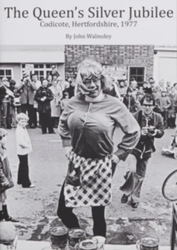 The Queen's Silver Jubilee Paperback / softback