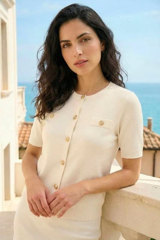 Dusk Womens Buttoned Knit Top in Ivory Size: 18 Ivory Female 18