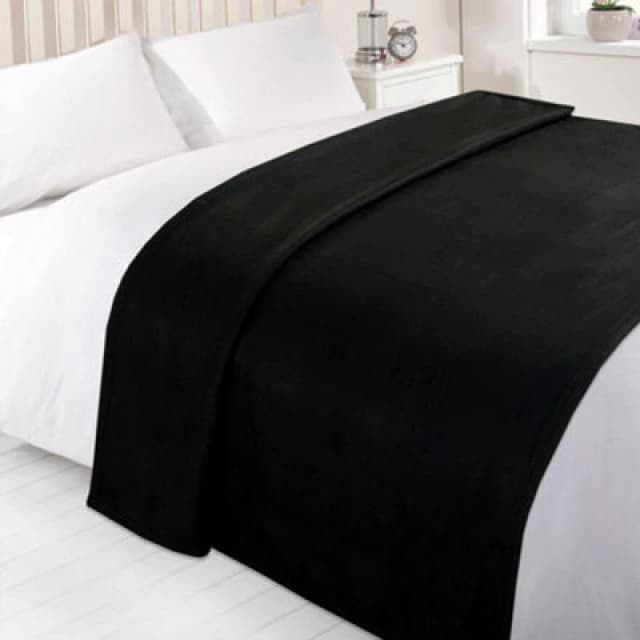 OHS OHS Warm Plain Fleece Throw Over Bed Blanket in Black Size: 150cm x 200cm Black 150cm x 200cm Unisex 5027434117260