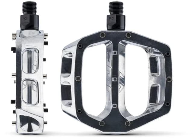 DMR V8 Classic Pedals V8 Silver - Cycles UK