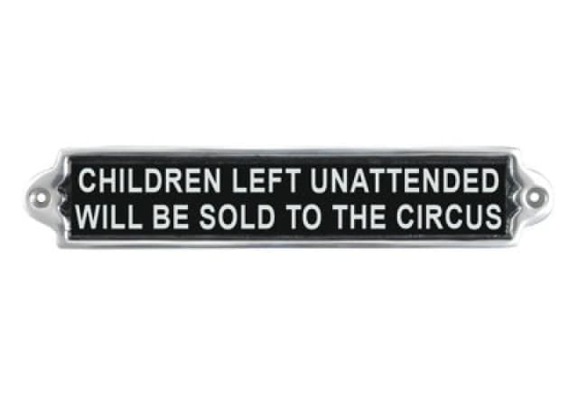Minster "children Left" Wall Plaque - Aluminium - L1 X W25 X H6 Cm