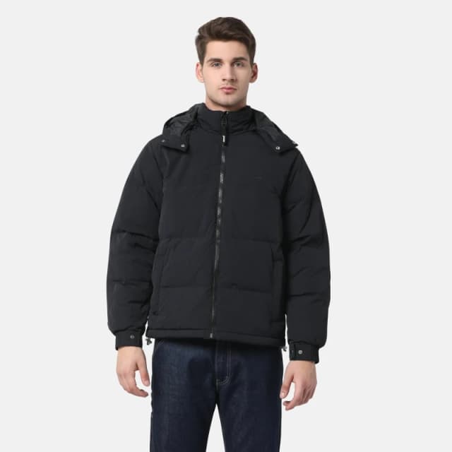 Levis Mens Rockridge Jet Insulated Short Puffer Jacket Jet Black male L
