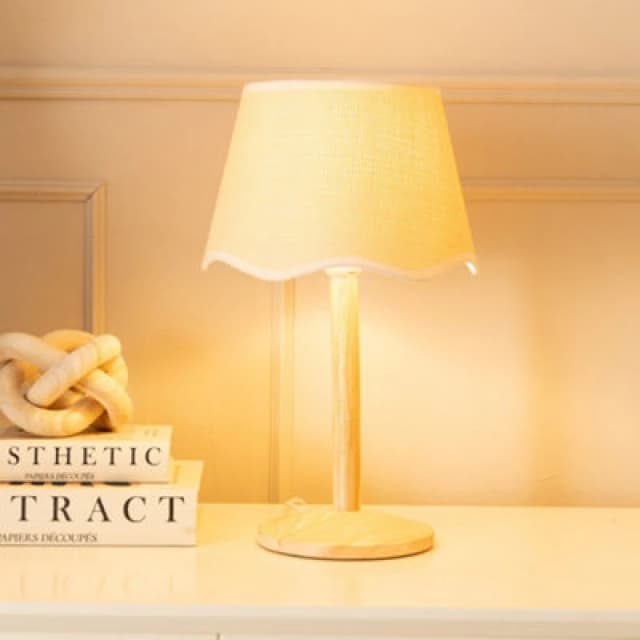 ValueLights Triston Natural Light Wood Stem Table Lamp with Scallop Trim Tapered Lamp Shade White