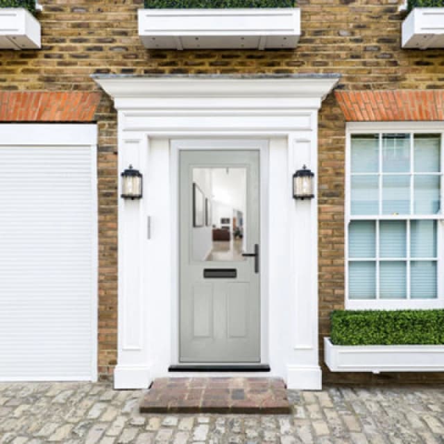 Lacerta Composite Door Lytham Agate Grey 920mm X 2090mm Open In Left Hand Clear Glass 10 Year Guarantee - Free Delivery & Smart Lock