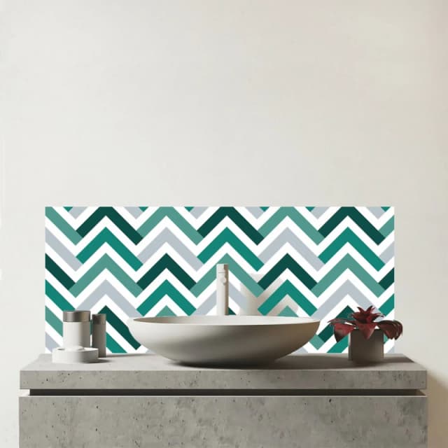 Warren Reed - Designer Geometric Retro Vintage Chevron Pattern Glass Bathroom Splashback in Green Green Unisex
