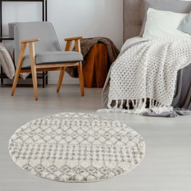 THE RUGS Soft Moroccan Diamond Shaggy Rugs & Runners Ivory Grey Living Room Size: 120cm diameter Ivory Unisex 120cm diameter